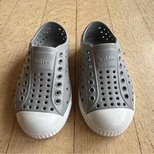 Native Kids Light Gray Jefferson Shoes